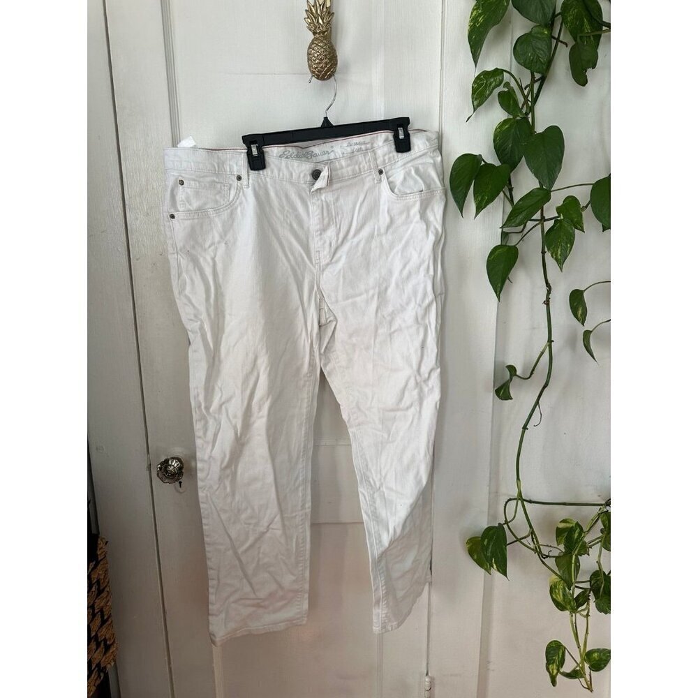Eddie Bauer women’s size 18 white boyfriend crop pants